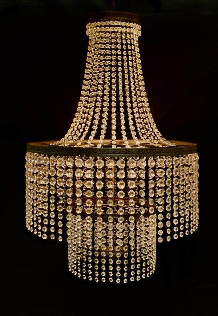 chandelier 1A2